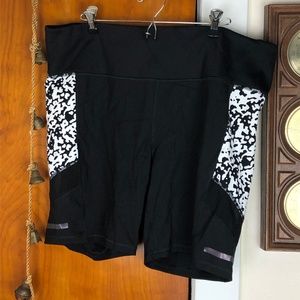 NEW Avia Swim Shorts Black White Size XXL (20)